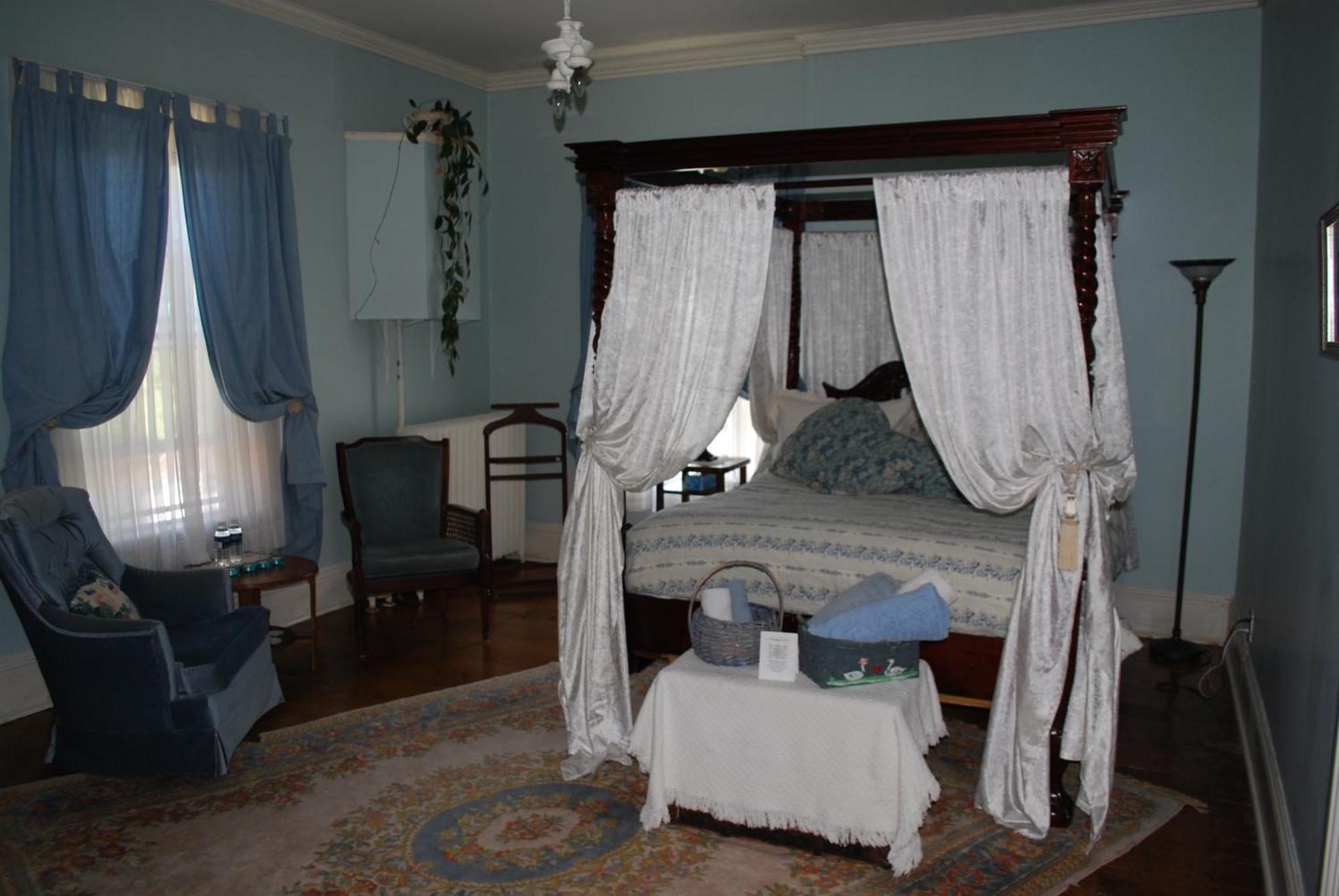 Heathercroft B&B Niagara-on-the-Lake Екстер'єр фото